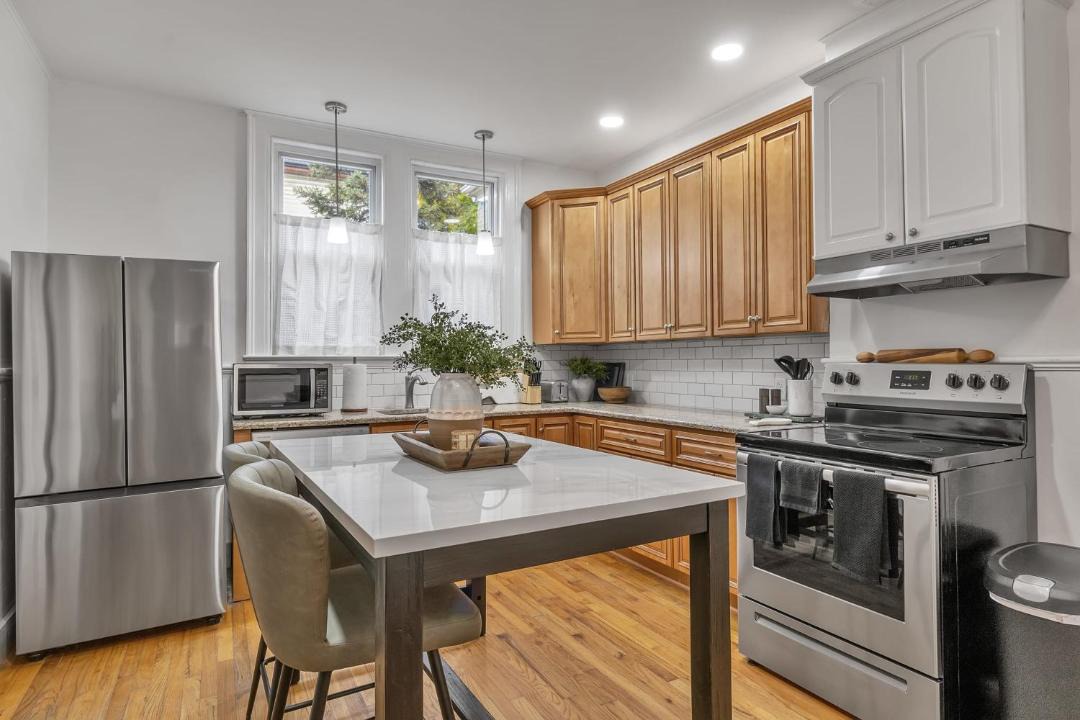 Photo of Kitchen in Front Park