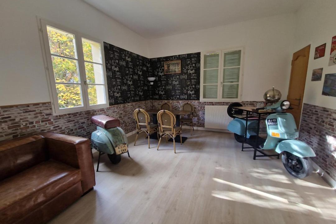 Photo of Livingroom in Bougival