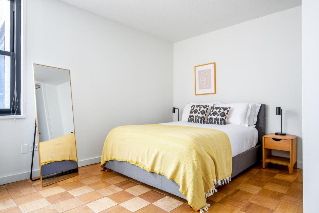 Photo of Bedroom in Tudor City