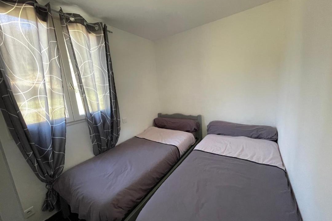 Photo of Others in Fabras