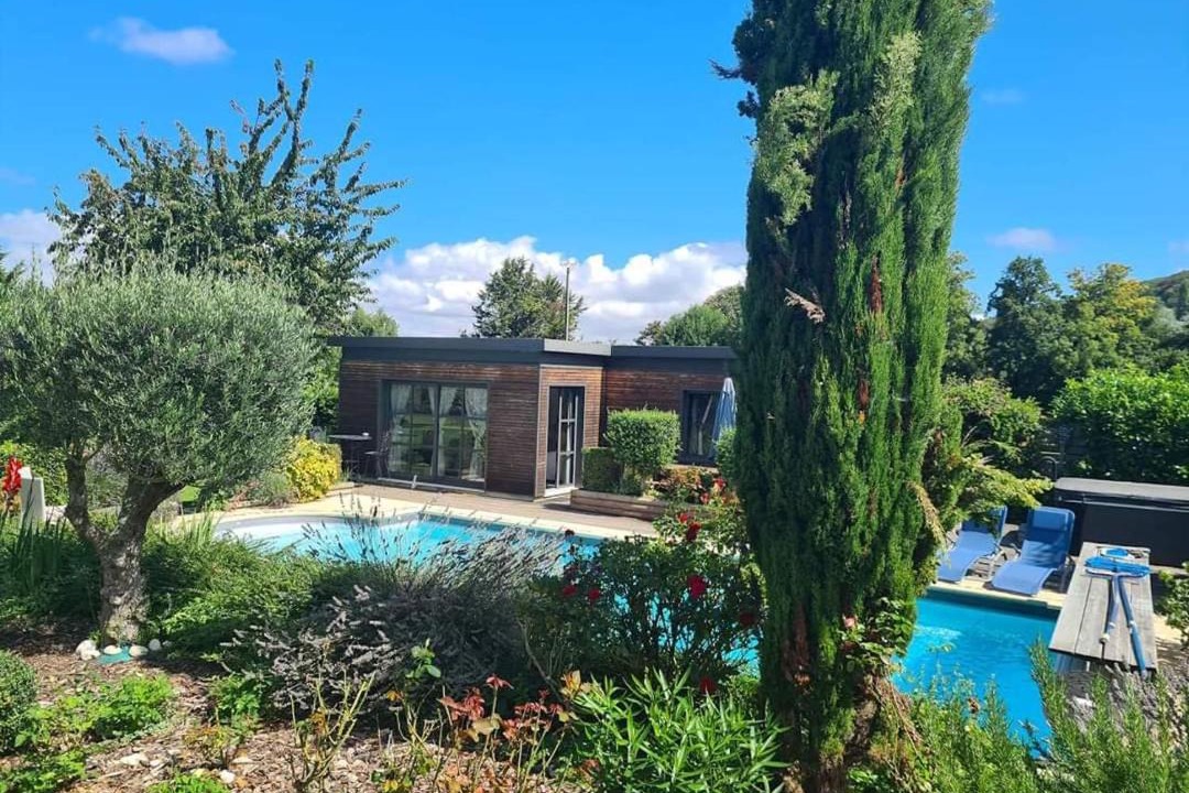 Photo of Others in Pennedepie