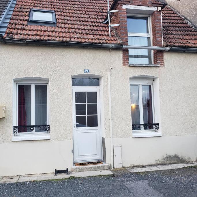 Photo of Buildings in Marcilly-sur-Seine