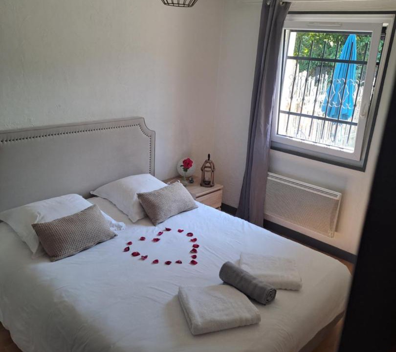 Photo of Bedroom in Bassy