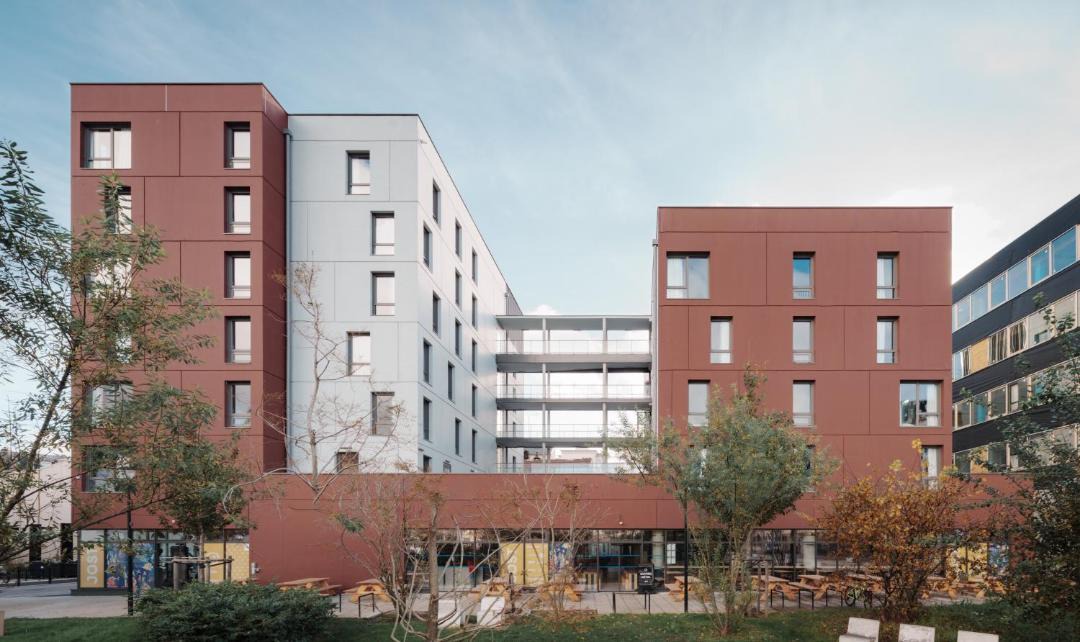 Photo of Others in Anatole France Danton