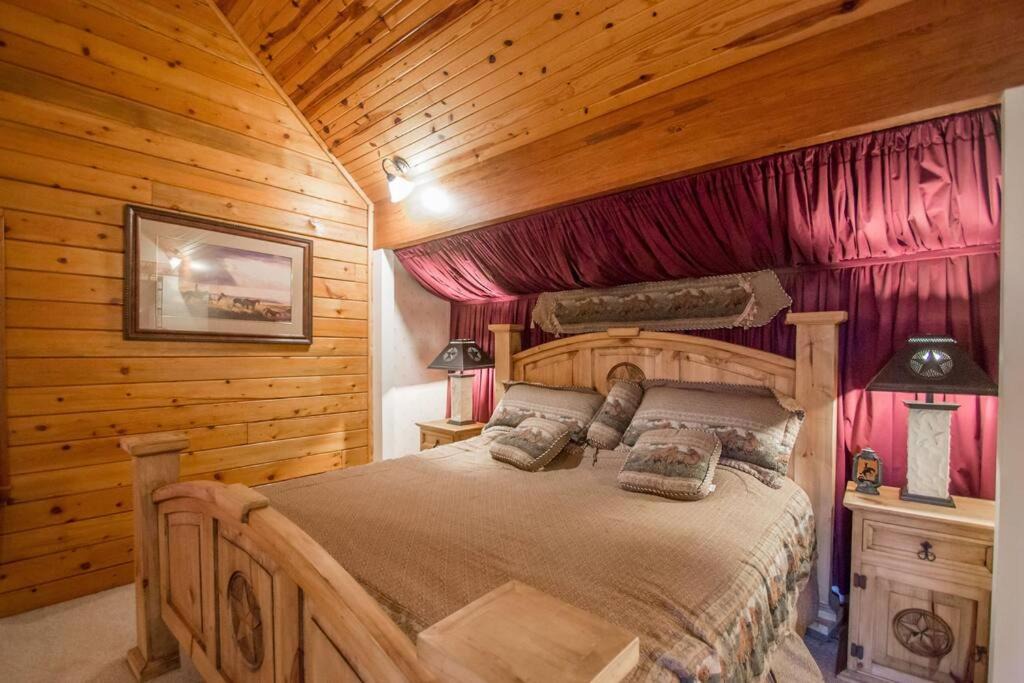 Photo of Bedroom in Saint Joe