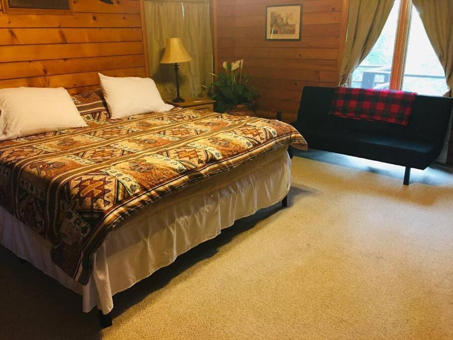 Photo of Bedroom in Saint Joe