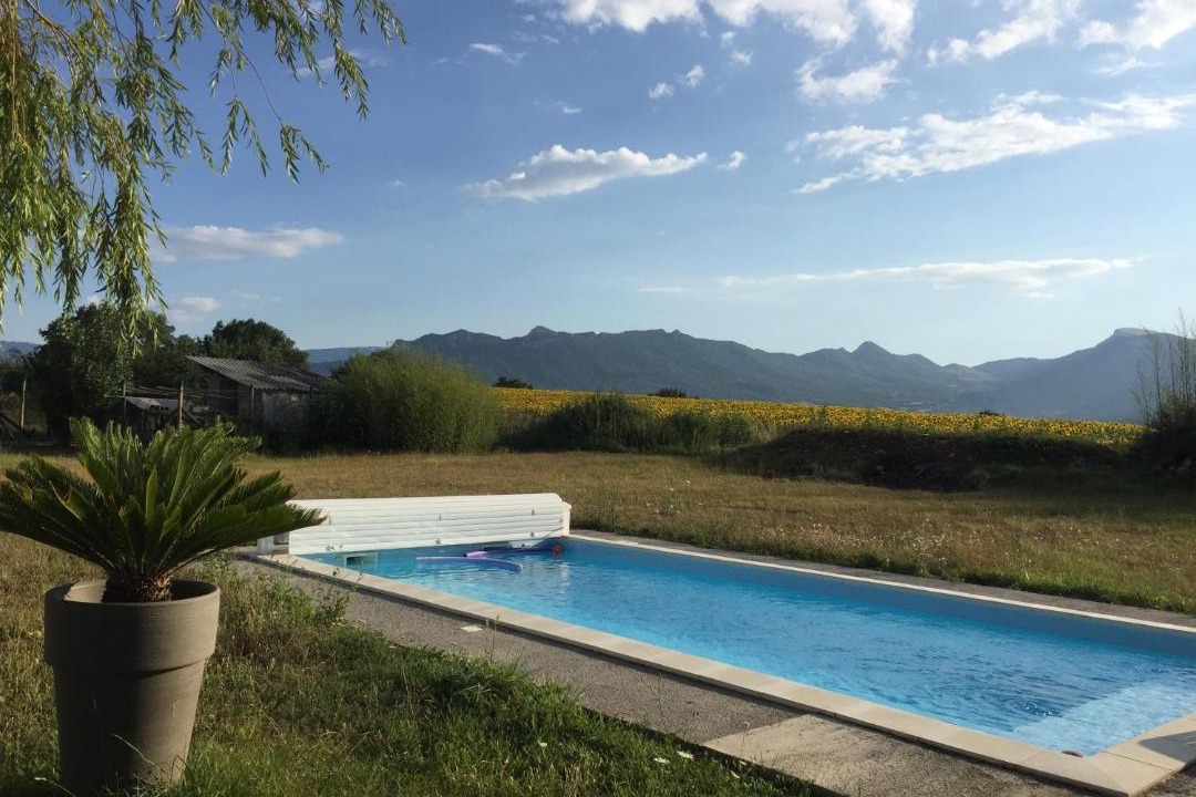 Photo of Others in Mison