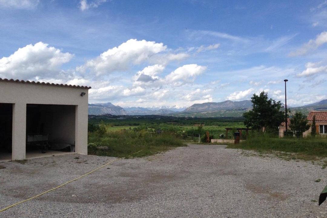 Photo of Others in Mison