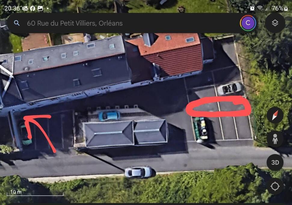 Photo of Others in Barriere Saint Marc