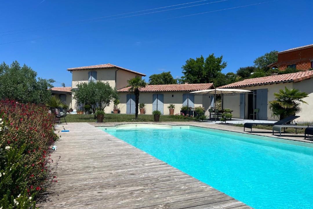 Photo of Outdoor in Crest