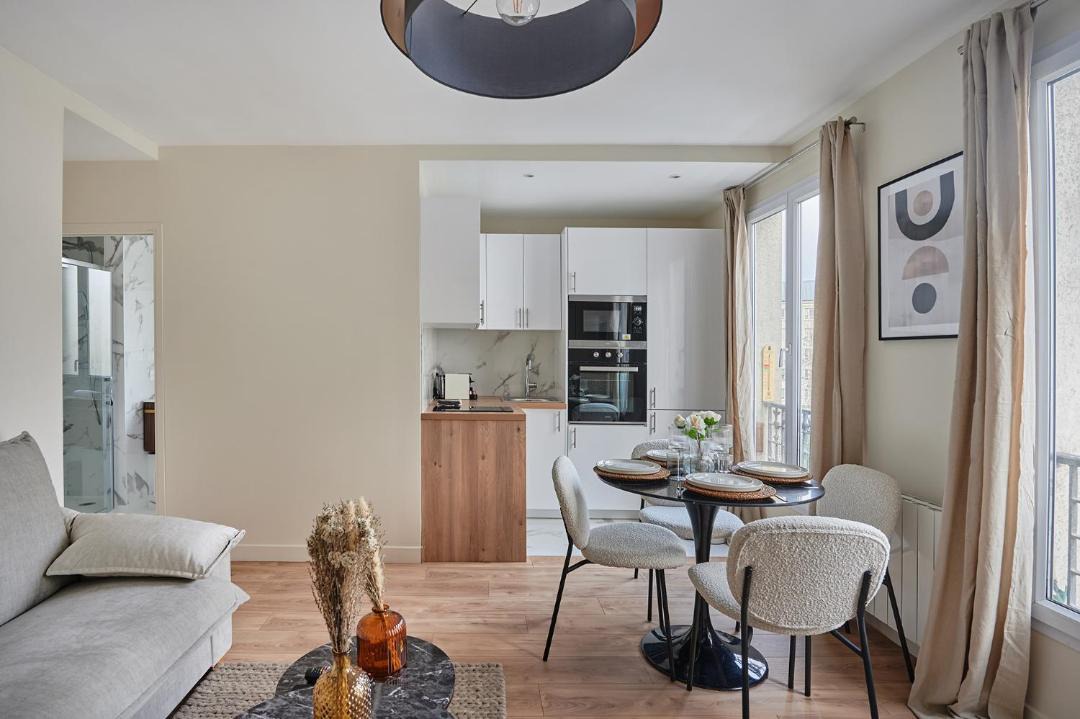 Photo of Livingroom in Puteaux
