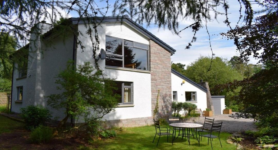 Photo of Others in Dulnain Bridge