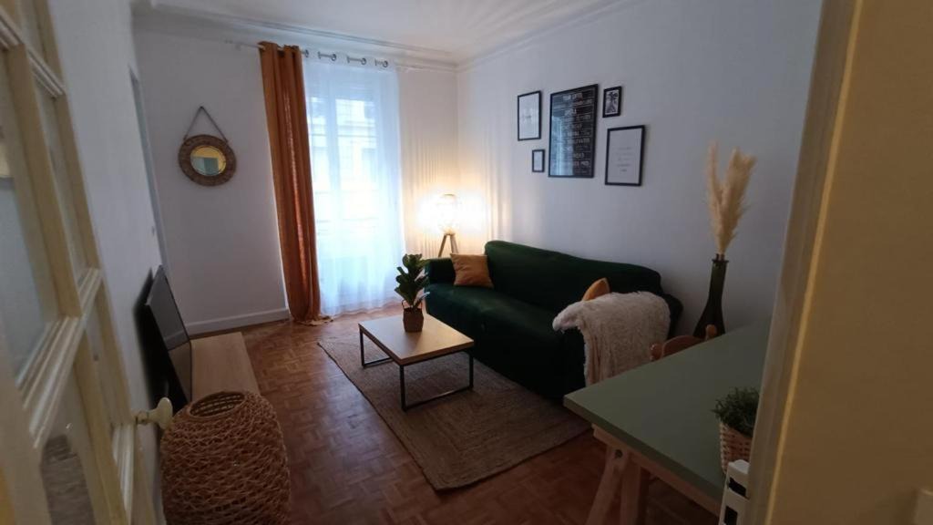 Photo of Livingroom in Porte-Dauphine