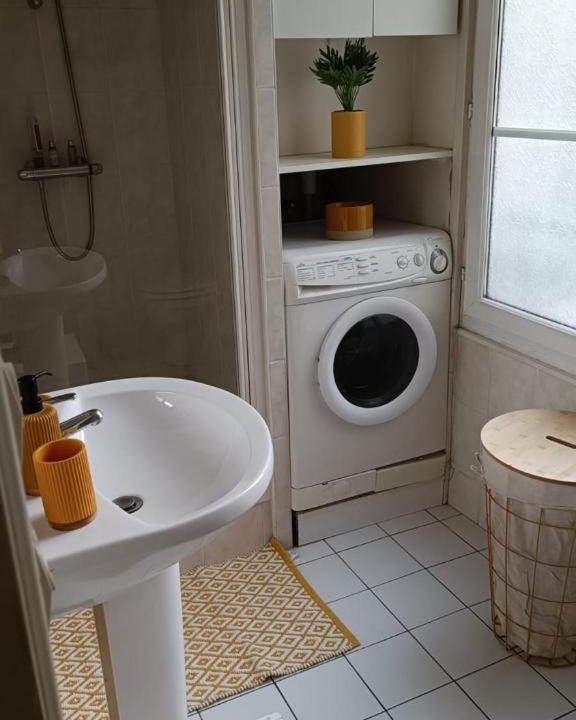 Photo of Bathroom in Porte-Dauphine
