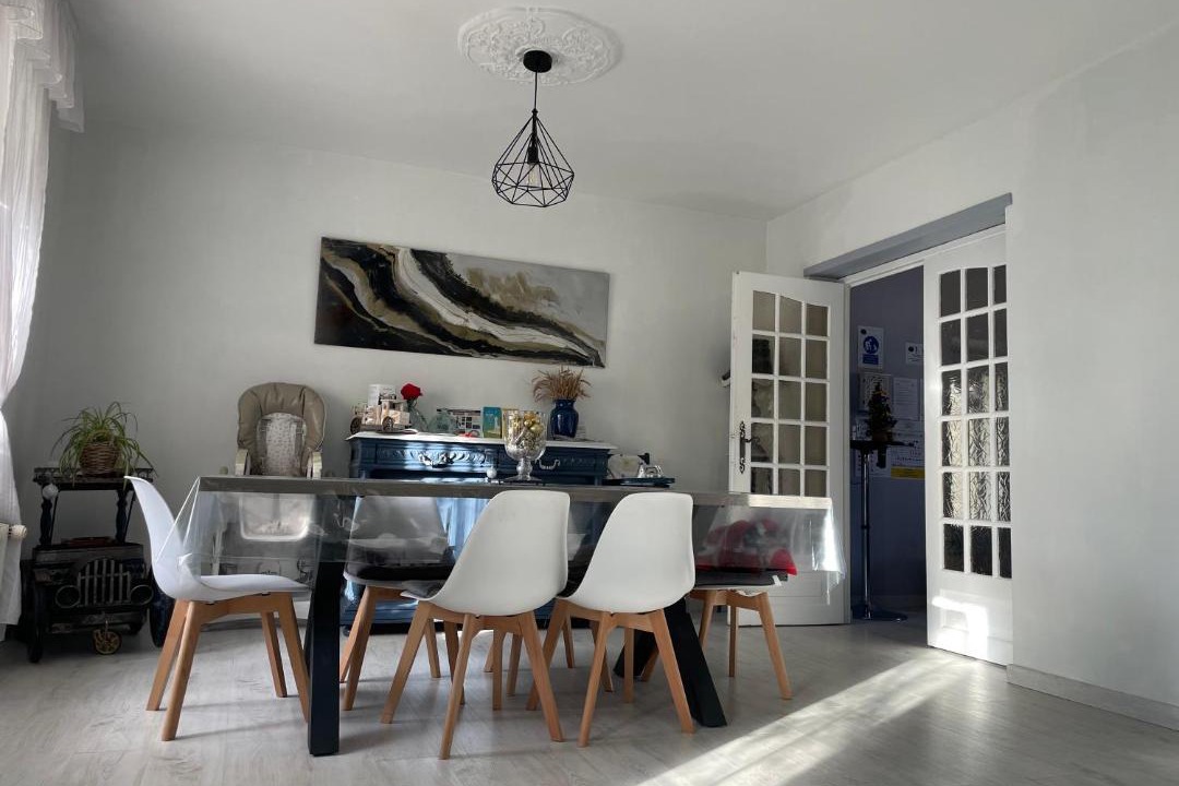 Photo of Others in Athis