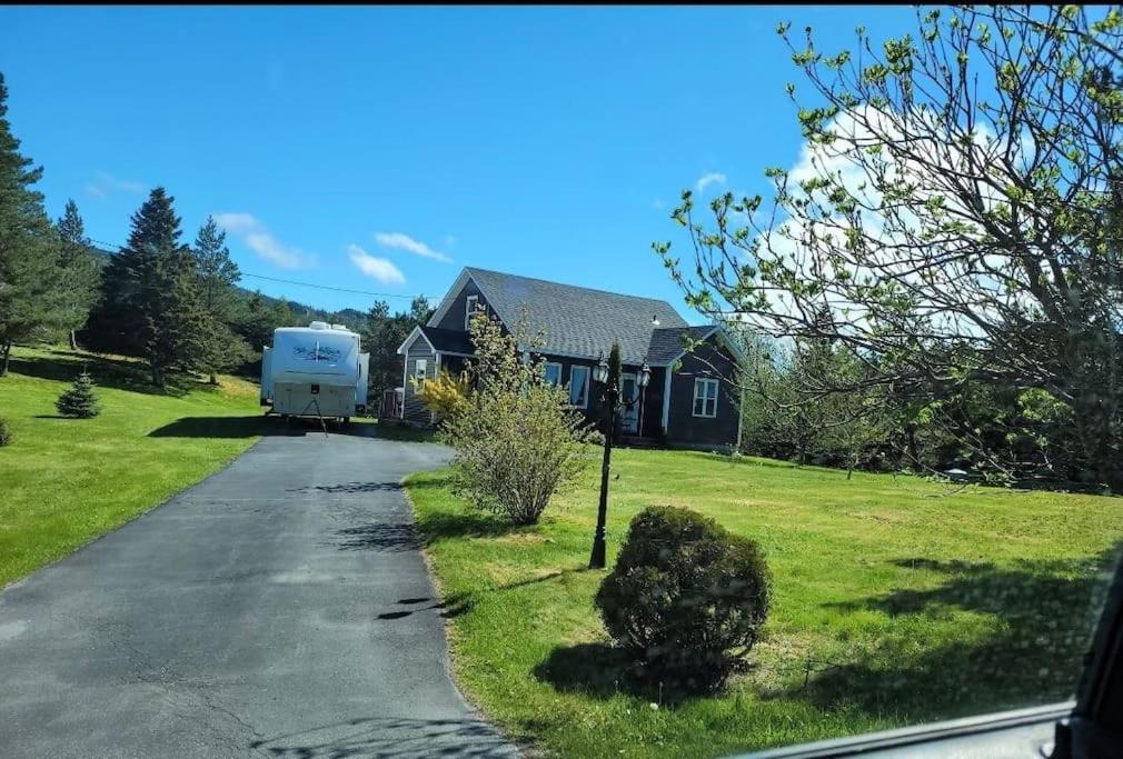 Photo of Others in North River