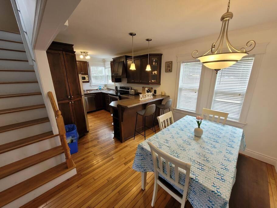 Photo of Others in North River