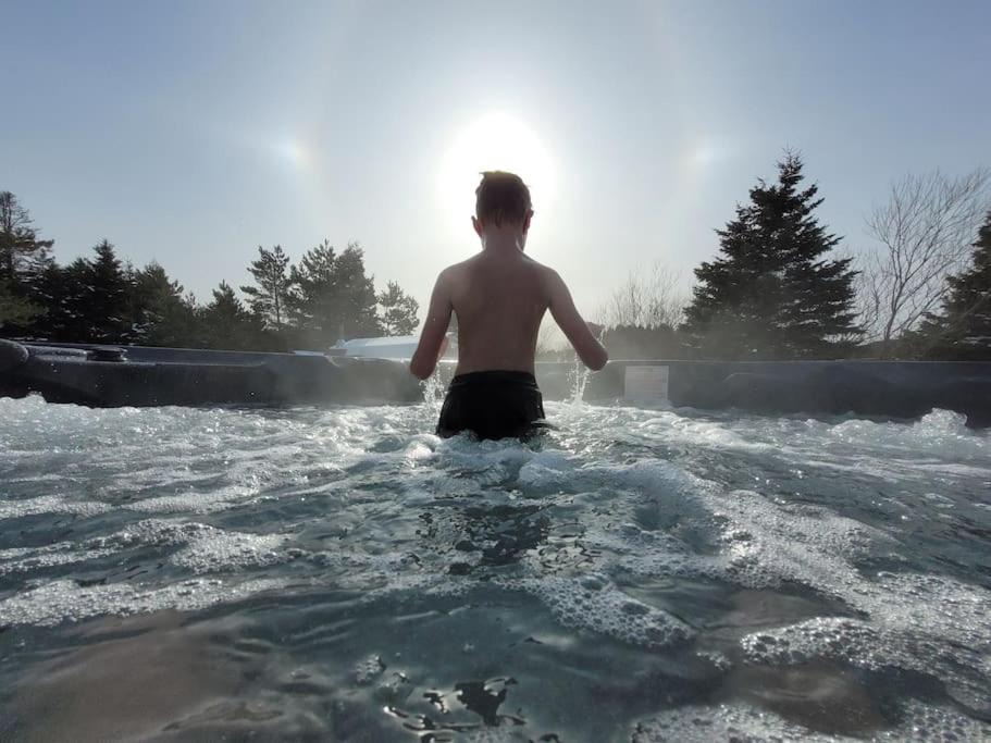 Photo of Others in North River