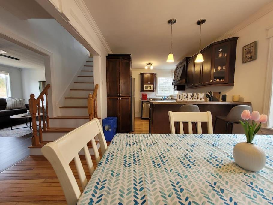 Photo of Others in North River