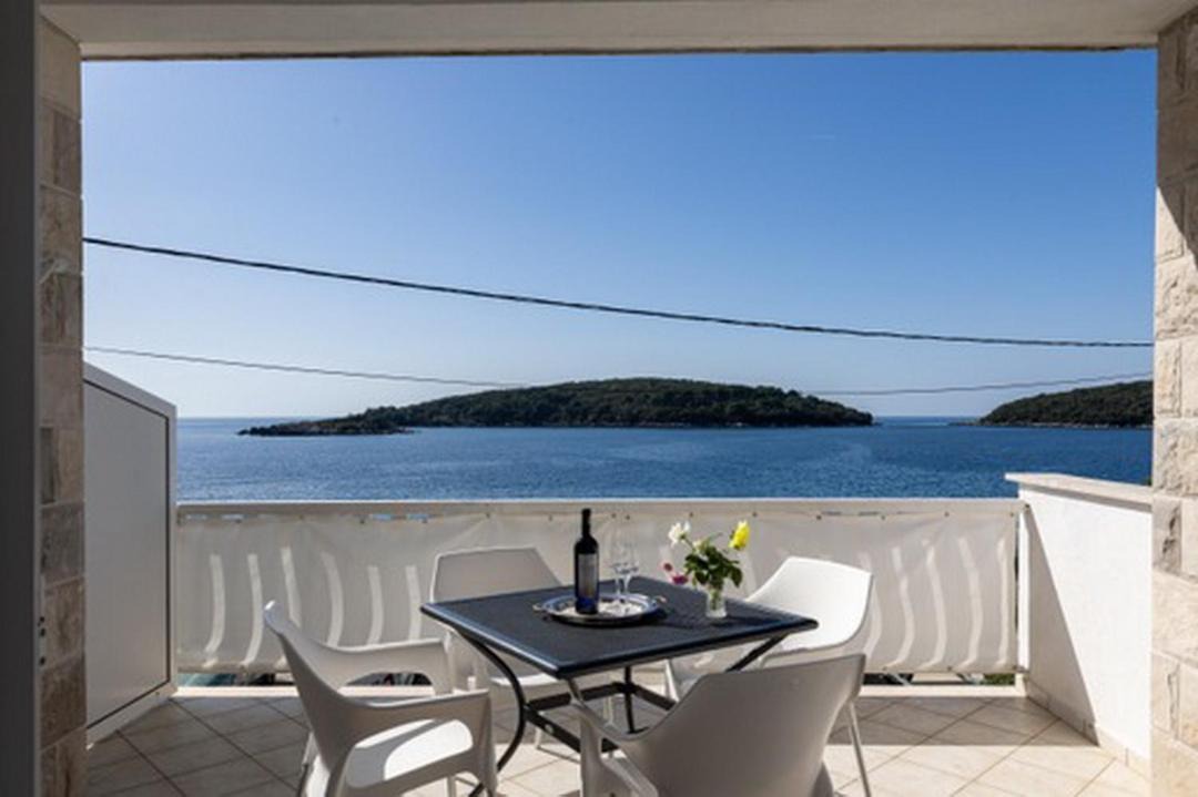 Photo of Patio Balcony in Molunat