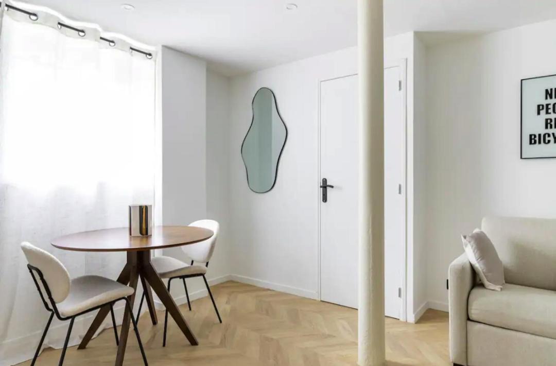Photo of Livingroom in Porte de la Chapelle