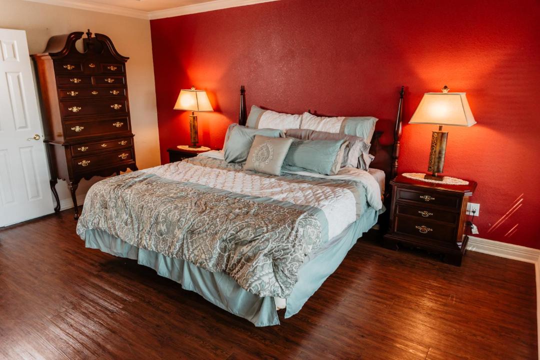 Photo of Bedroom in Springtown