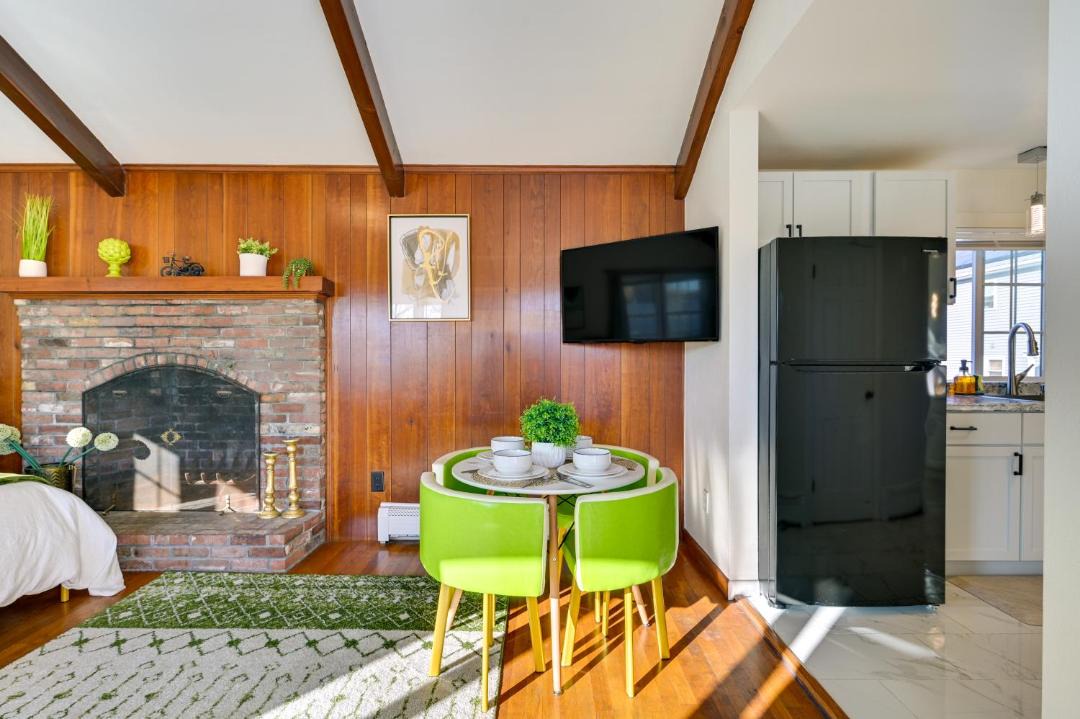 Photo of Others in Salem