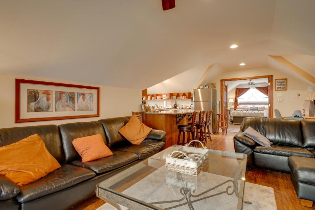 Photo of Livingroom in Schuylerville