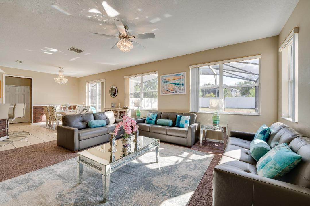 Photo of Livingroom in Legacy Park