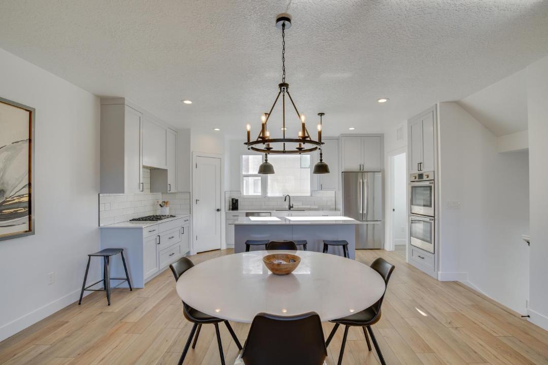 Photo of Livingroom in Central Business District