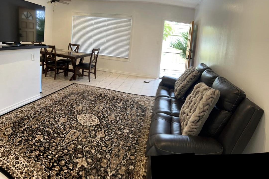 Photo of Livingroom in Del Rey