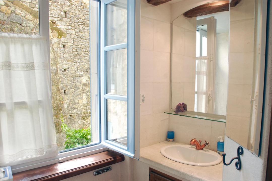 Photo of Bathroom in Cornillon