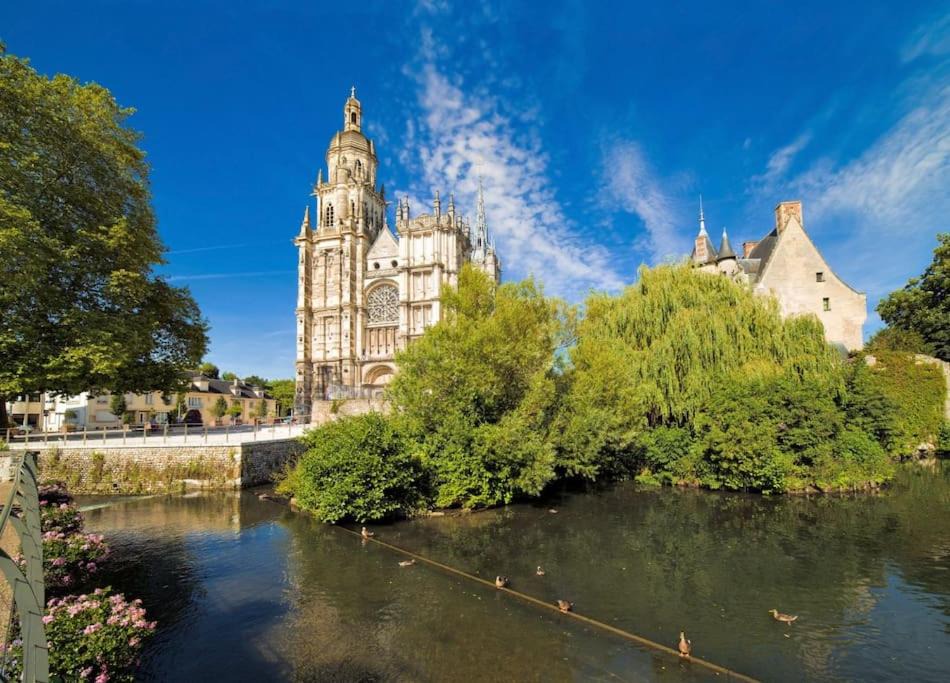 Photo of Others in Evreux