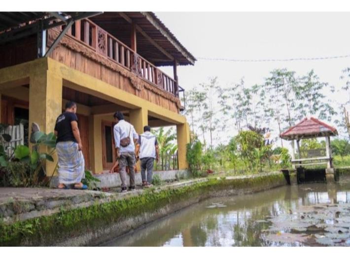 Photo of Others in Batukliang