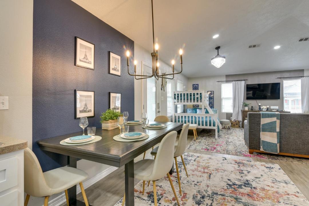 Photo of Livingroom in Crystal Beach