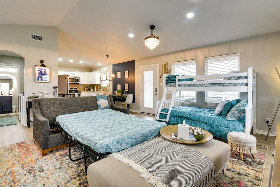 Photo of Livingroom in Crystal Beach