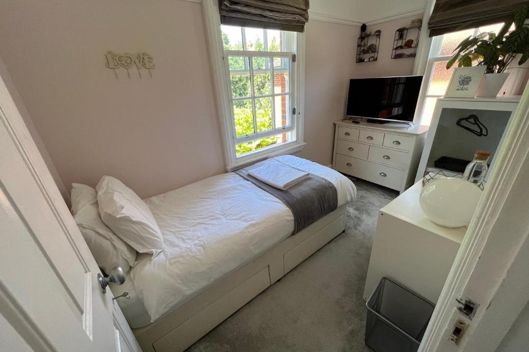 Photo of Bedroom in Surbiton Hill