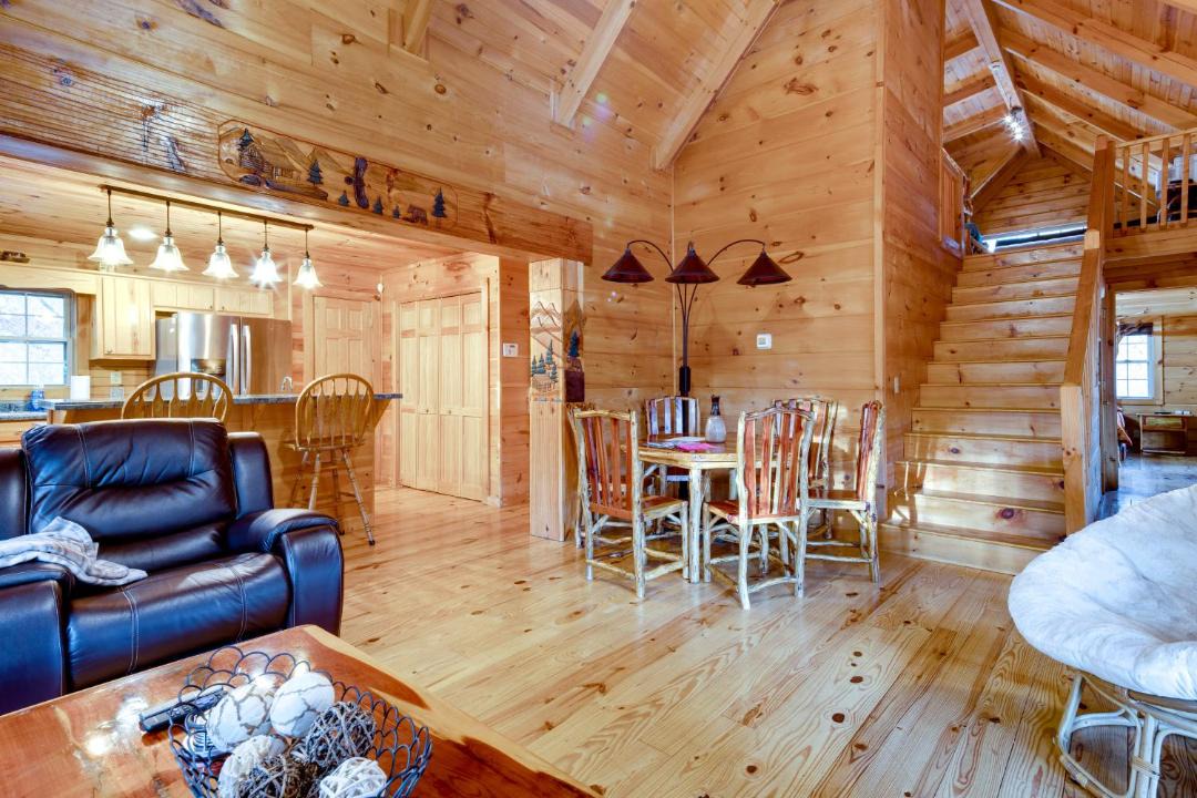 Photo of Livingroom in Rutherfordton