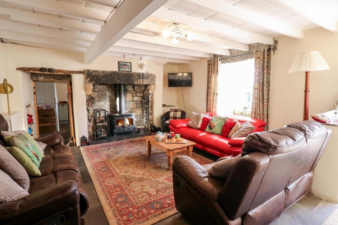 Photo of Others in Low Row