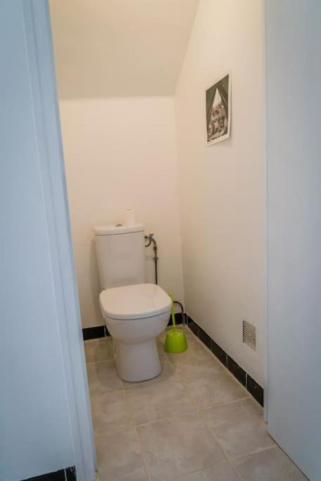 Photo of Bathroom in Saint-Laurent-les-Tours