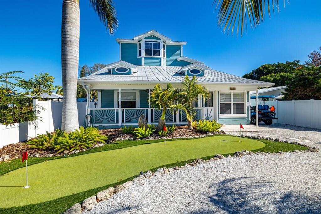 Photo of Buildings in Indian Rocks Beach