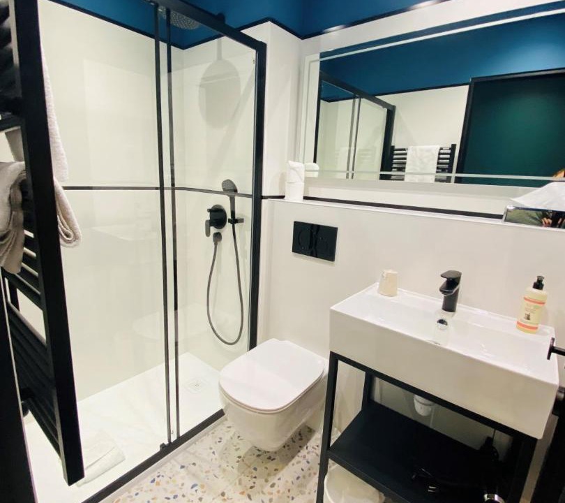 Photo of Bathroom in Clichy