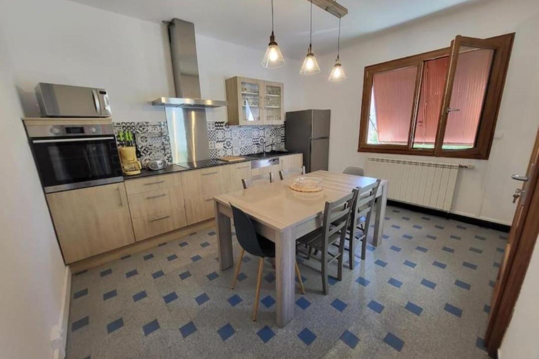 Photo of Others in Les Vans