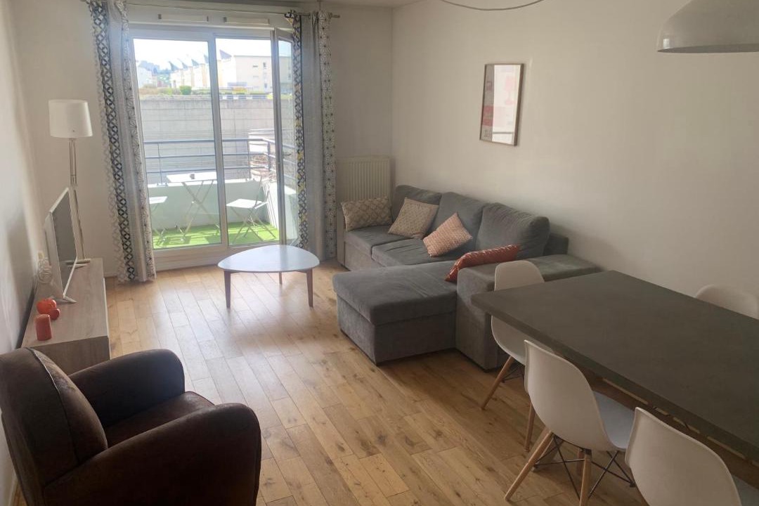 Photo of Livingroom in 9th Arrondissement