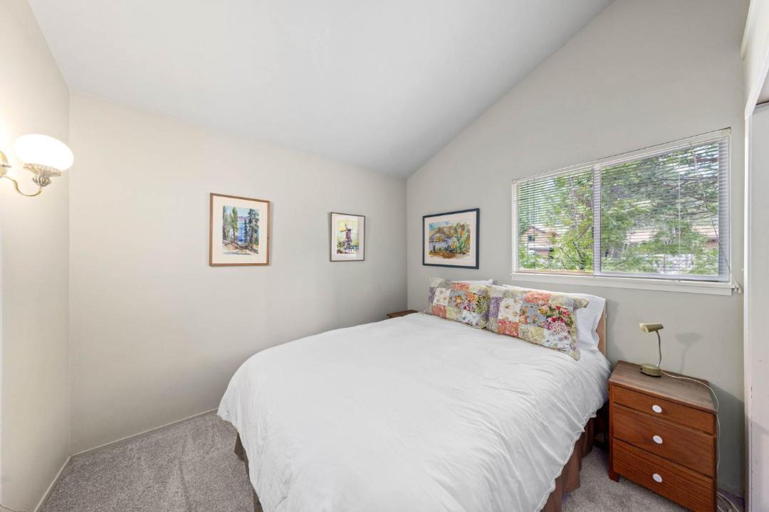 Photo of Bedroom in Tahoe Sierra Estates