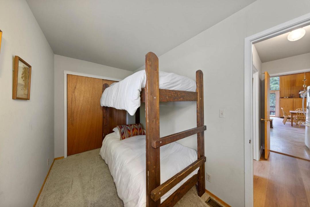 Photo of Bedroom in Tahoe Sierra Estates