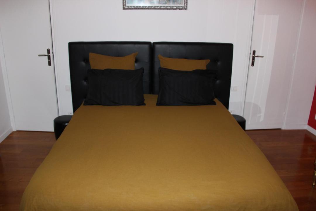 Photo of Bedroom in Malakoff