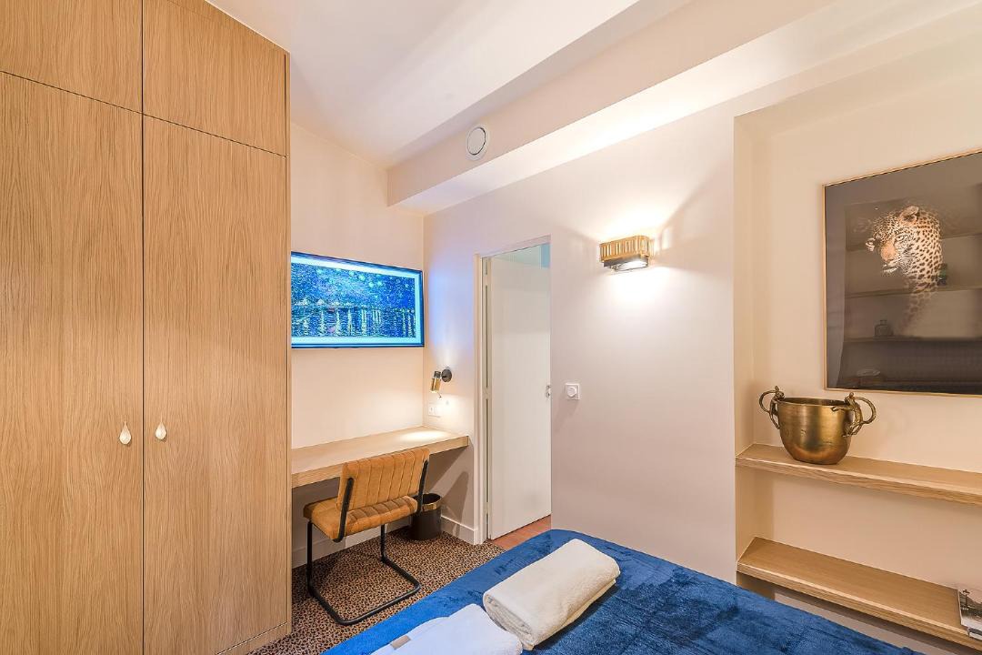 Photo of Bedroom in 15th Arrondissement