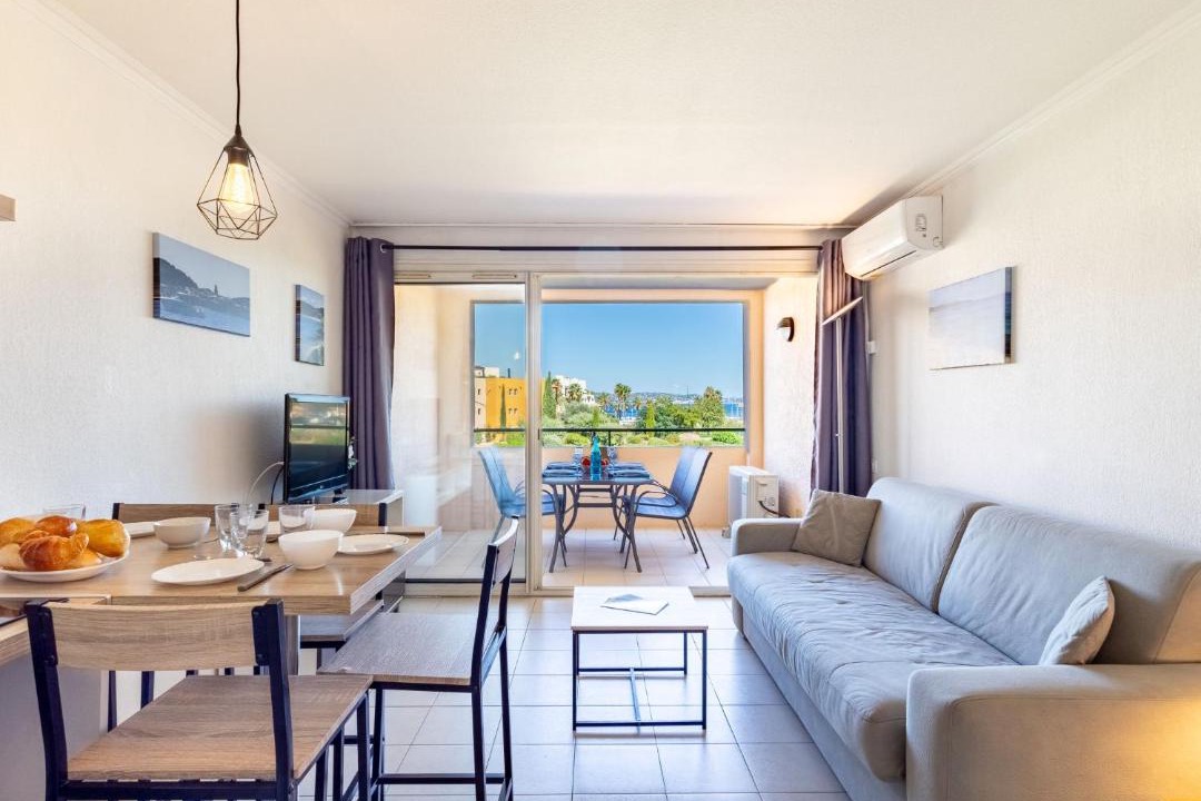 Photo of Others in Gassin