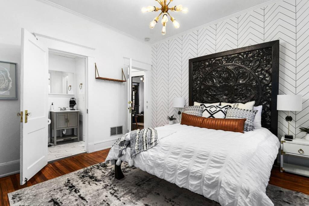 Photo of Bedroom in Midtown